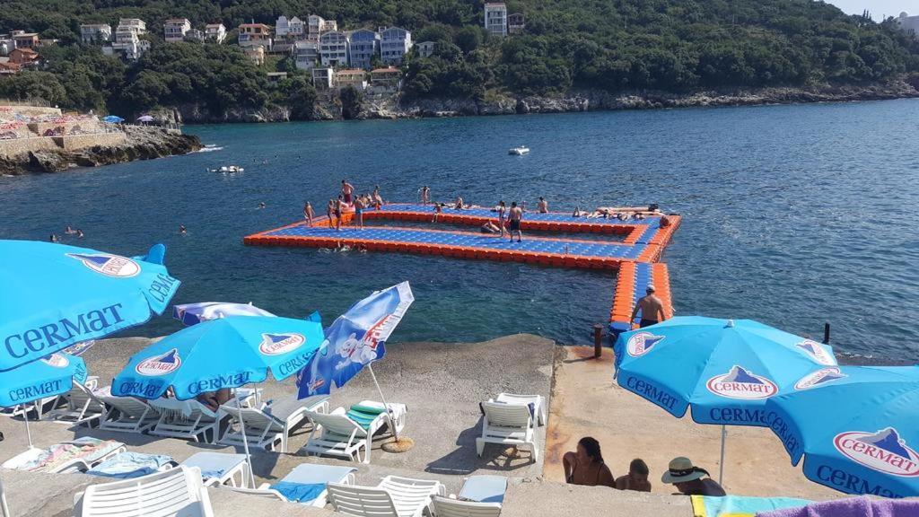 Apartments Lux Lukic Utjeha Dış mekan fotoğraf