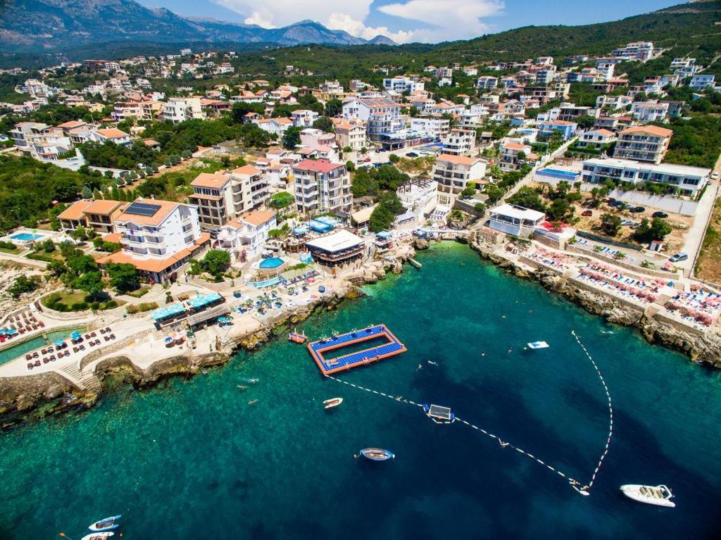 Apartments Lux Lukic Utjeha Dış mekan fotoğraf